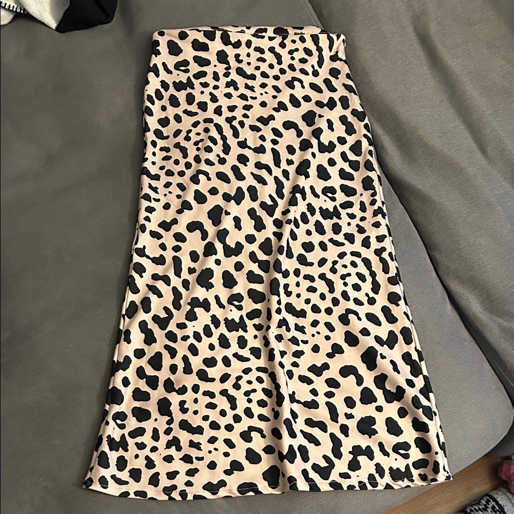 Boohoo Black and Cream A-Line Skirt